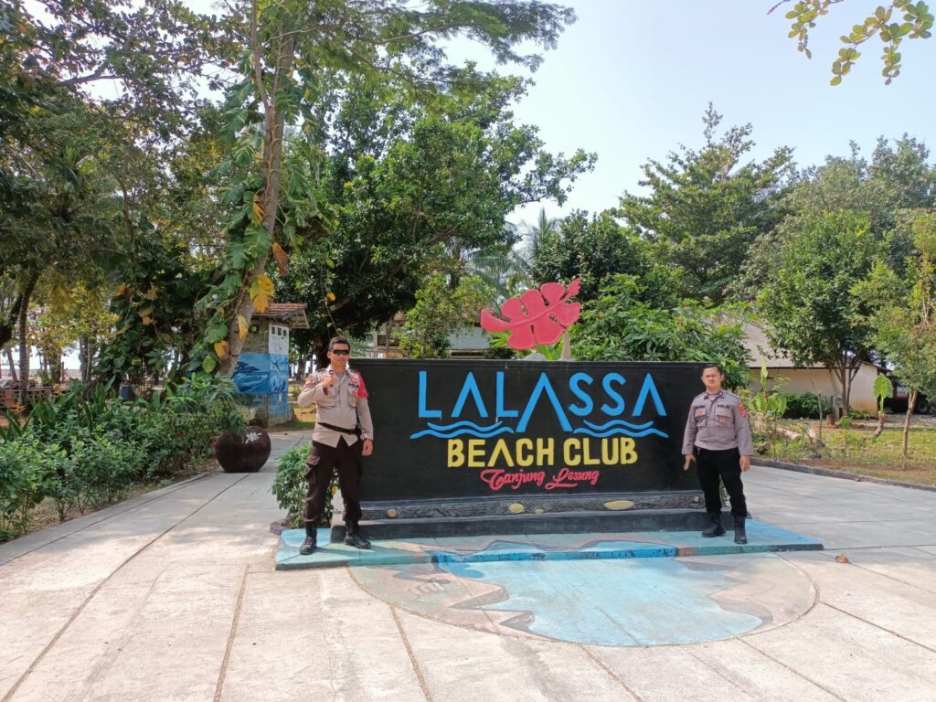 Bhabinkamtibmas Polsek Panimbang Pantau Tempat Wisata di Desa Binaan 9 WhatsApp Image 2023 08 26 at 21.21.16