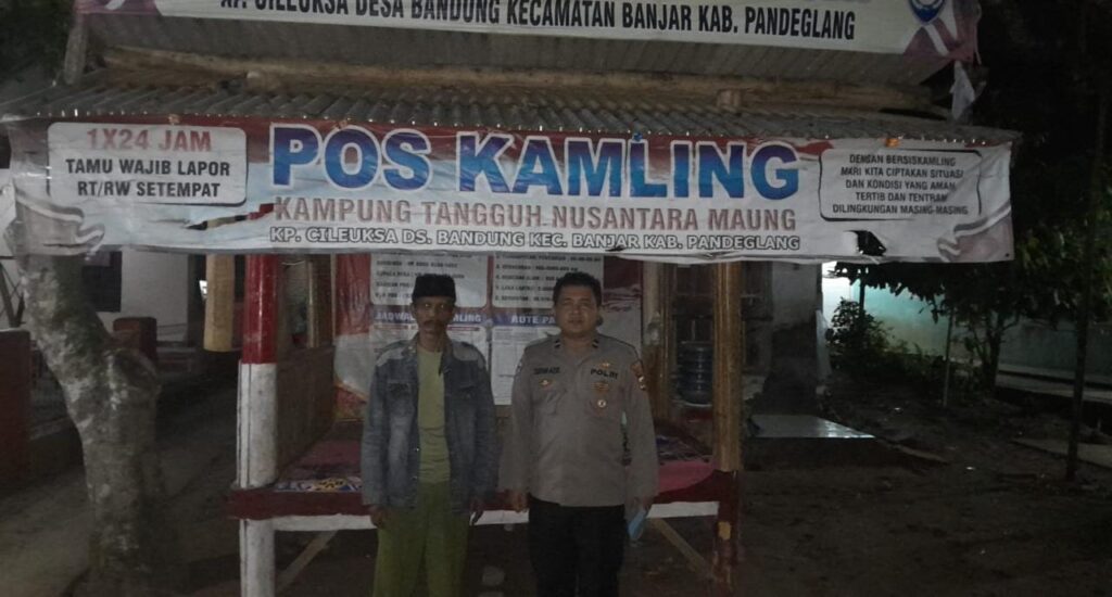 Sambang Pos kamling, Polsek Banjar Sampaikan Pesan Kamtibmas 9 WhatsApp Image 2023 08 27 at 09.34.04