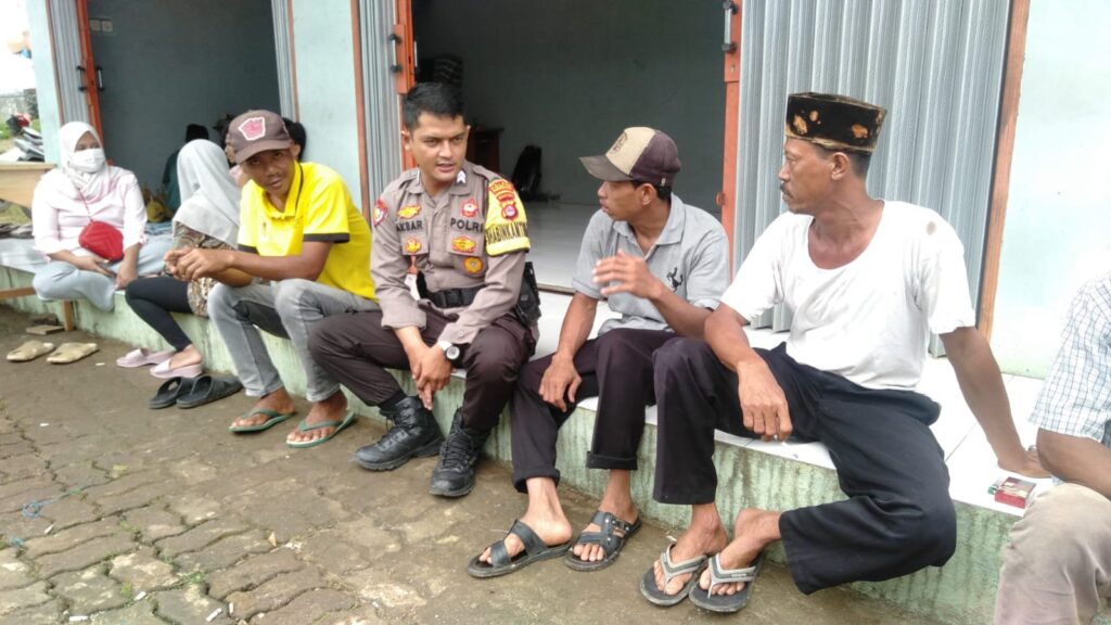 Bhabinkamtibmas Polsek Bojong Beri Edukasi Warga Binaan Seputar El-Nino 8 WhatsApp Image 2023 08 27 at 12.16.13