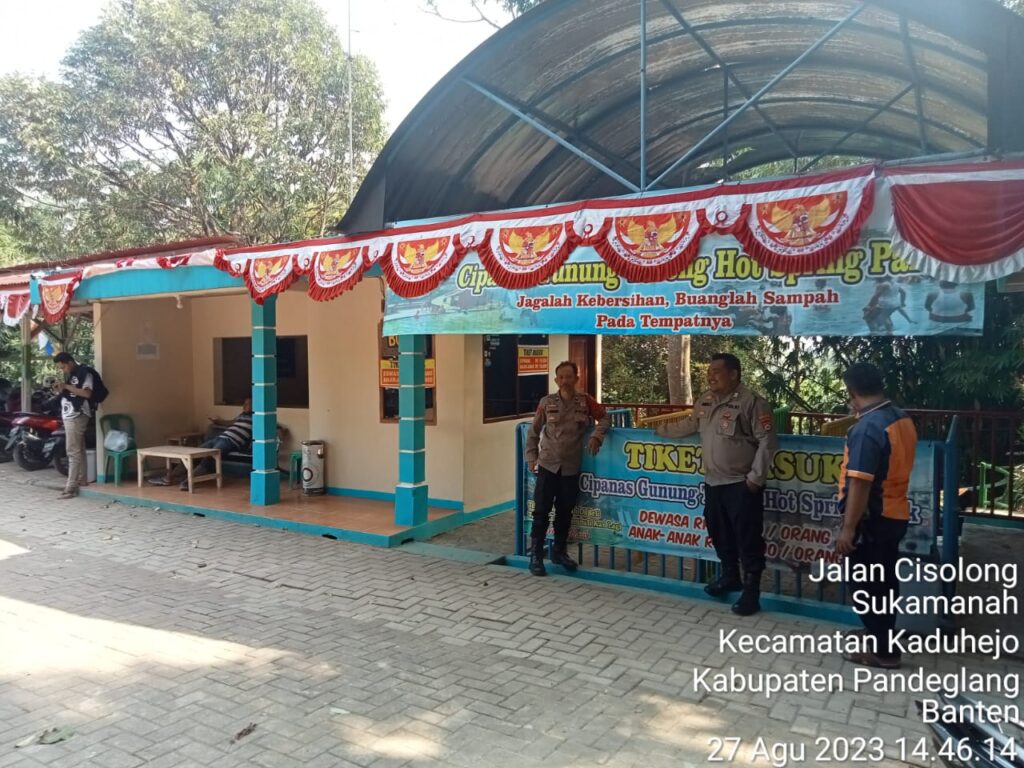 Polsek Banjar Gelar Patroli dan Pengamanan Wisata Air Panas Cisolong 7 WhatsApp Image 2023 08 27 at 16.56.42