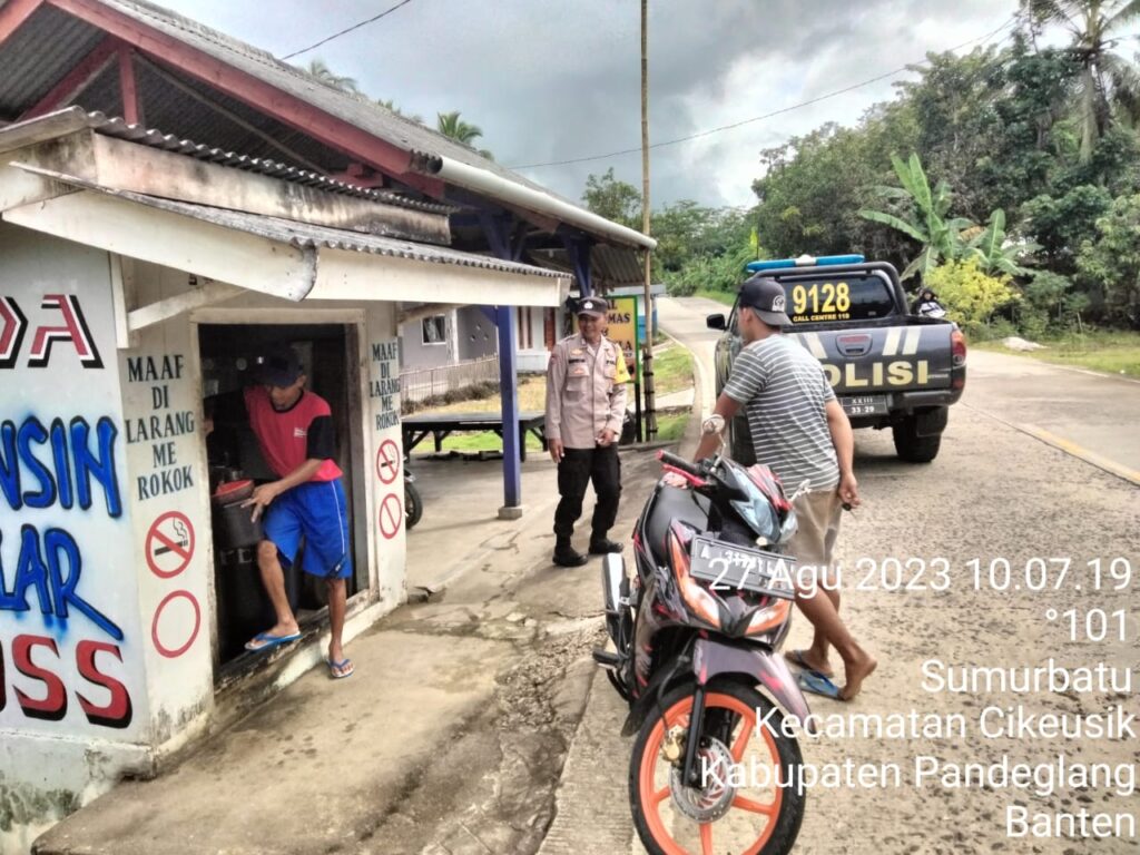 Polsek Cikeusik Gelar Patroli Rawan Siang Guna Antisipasi Gangguan Kamtibmas 4 WhatsApp Image 2023 08 27 at 21.55.40