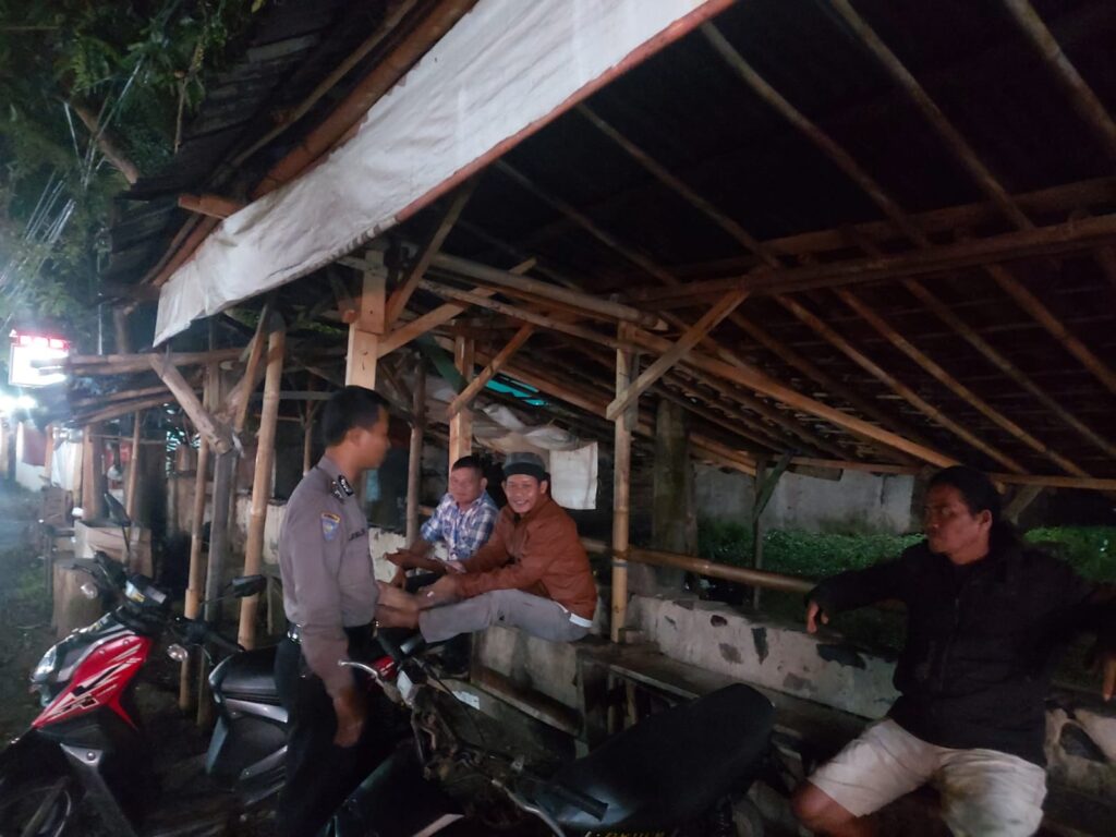 Berikan Kenyamanan dan Keamanan, Polsek Labuan Gelar Patroli Dialogis 3 WhatsApp Image 2023 08 31 at 09.43.06
