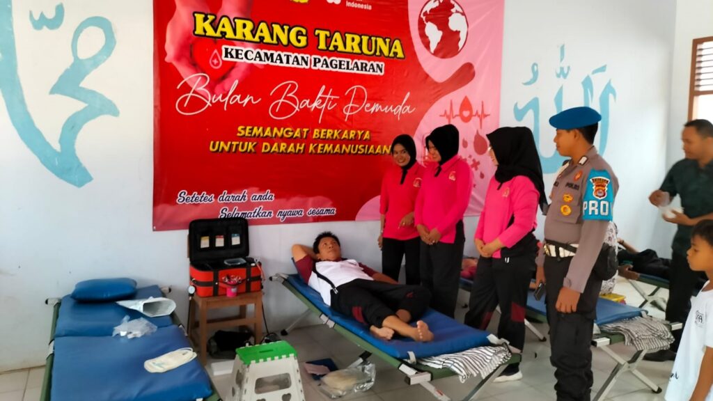 Polsek Pagelaran, PMI Kabupaten Pandeglang, dan Karang Taruna Kecamatan Pagelaran Gelar Kegiatan Donor Darah 6 WhatsApp Image 2023 10 06 at 10.30.34