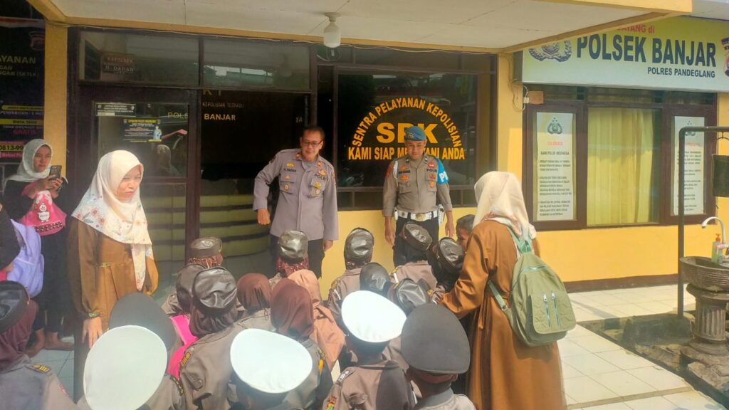 Polsek Banjar Sapa Anak-anak TK Al Muhairin 3 Kp. Kadujapan Desa Citalahab 5 WhatsApp Image 2023 10 06 at 10.34.33