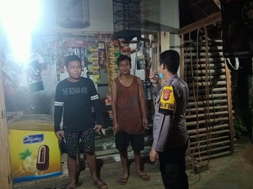 Polsek Pagelaran Lakukan Patroli untuk Pencegahan Kriminalitas di Wilayah Hukumnya 2 WhatsApp Image 2023 10 09 at 12.37.09