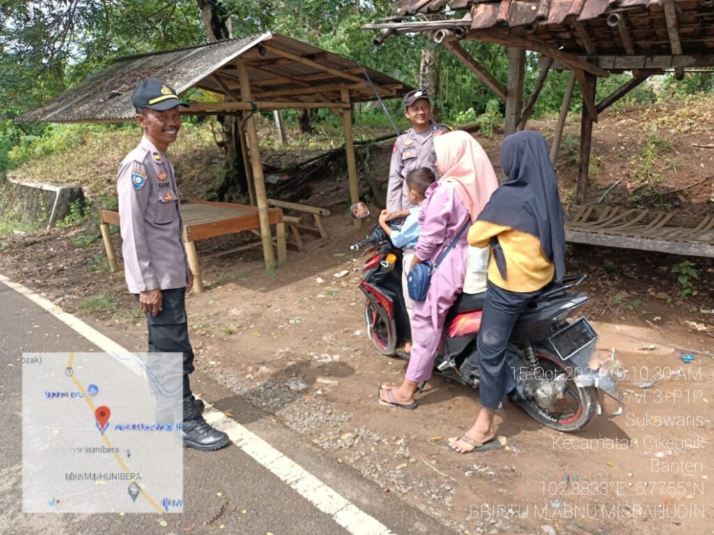 Polsek Cikeusik Rutin Gelar Patroli KRYD Siang Hari untuk Mewujudkan Kamtibmas Aman dan Kondusif 1 WhatsApp Image 2023 10 15 at 12.28.52