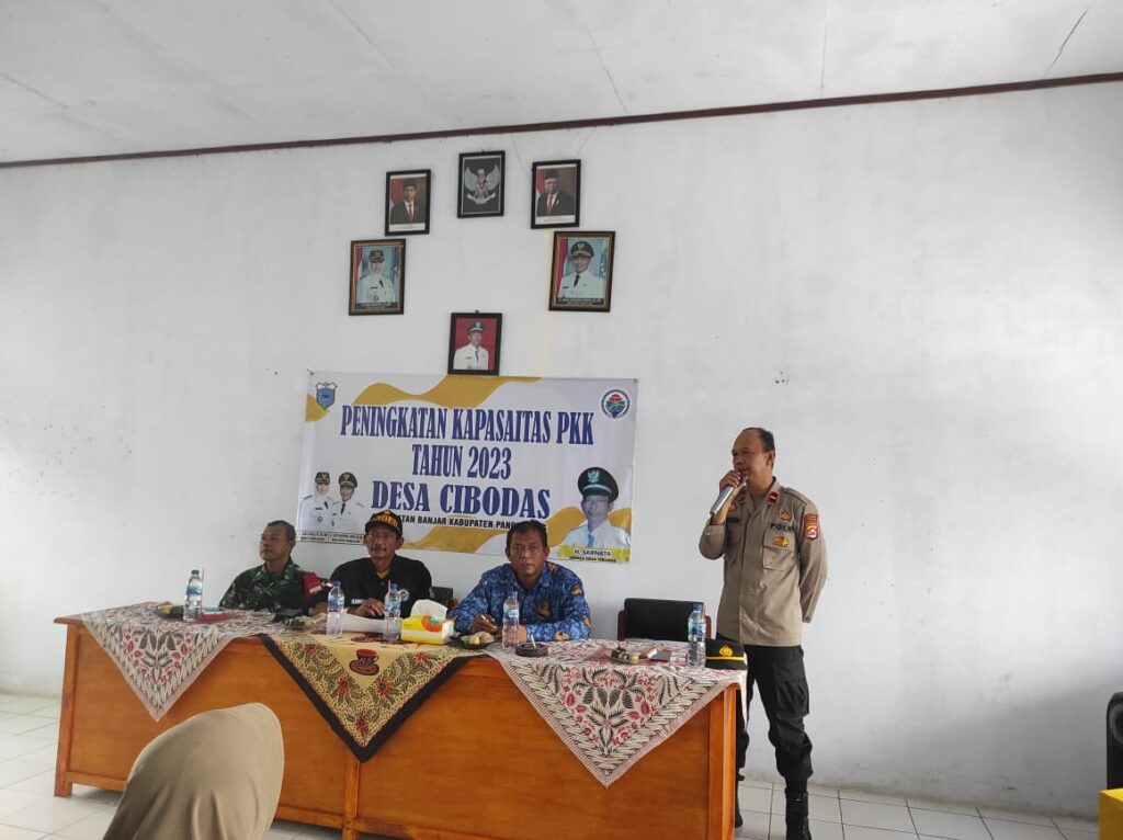 Bhabinkamtibmas Polsek Banjar Hadiri Rapat Rencana Kerja Pemerintah Desa Cibodas 1 WhatsApp Image 2023 10 18 at 10.46.07