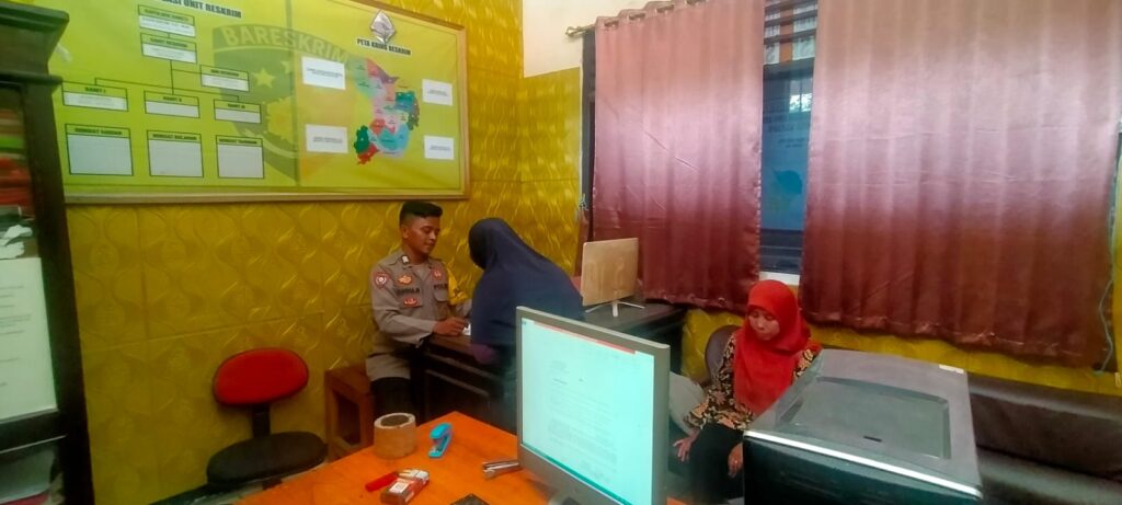 Pelayanan Prima dan Transparan dalam Pembuatan SKCK oleh Polsek Saketi 5 WhatsApp Image 2023 10 19 at 19.38.50