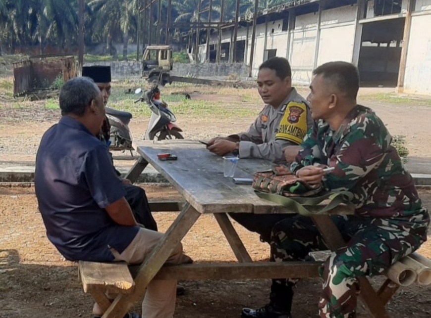 Bhabinkamtibmas Polsek Bojong Terus Jalin Silaturahmi dengan Warga Binaan 8 WhatsApp Image 2023 10 26 at 18.56.58