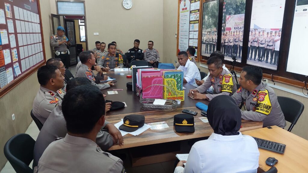 Kapolres Pandeglang Memimpin Kegiatan Anev Ops Mantap Brata Maung 2023-2024 7 WhatsApp Image 2023 11 06 at 10.39.50