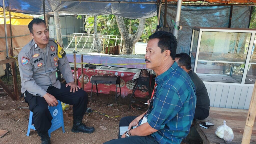Polsek Cibaliung Gelar Sambang Door to Door, Wujud Implementasi 3K (Komunikasi, Koordinasi, Kolaborasi) 9 WhatsApp Image 2023 11 12 at 13.40.45