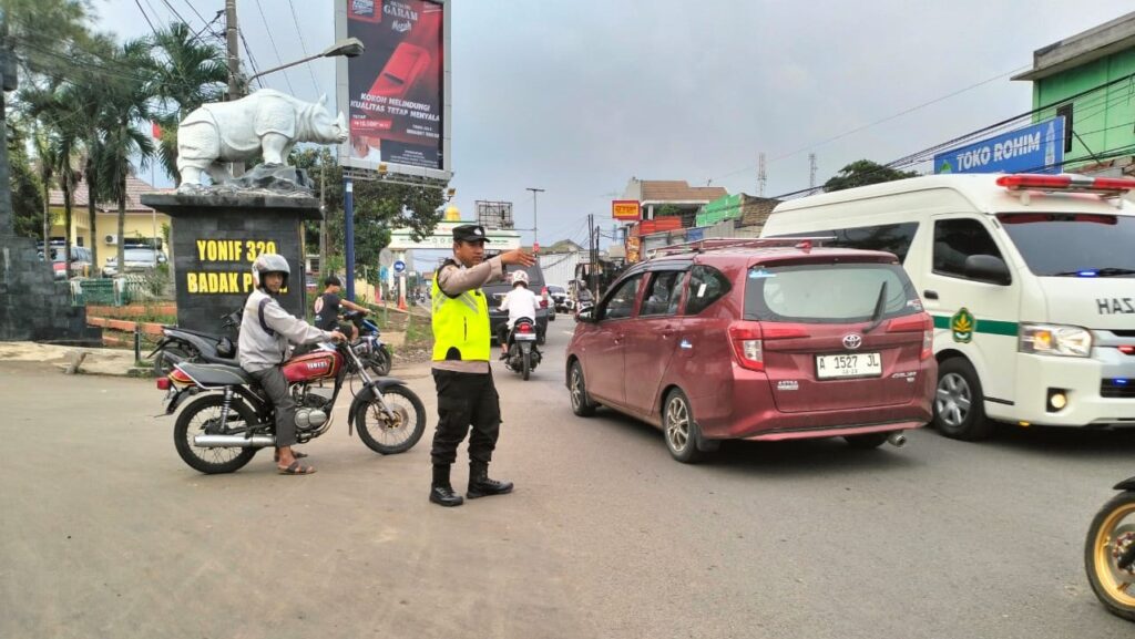 Polsek Cadasari Berikan Pelayanan Strong Point Kepada Masyarakat 5 WhatsApp Image 2023 11 16 at 01.53.18