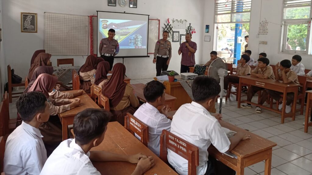 Sosialisasi Keselamatan Berkendara di SMPN 3 Pandeglang oleh Satlantas Polres Pandeglang 10 WhatsApp Image 2023 11 24 at 12.49.07