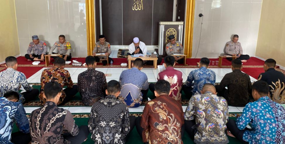 Polres Pandeglang Gelar Ngaji Bareng 9 pengajian
