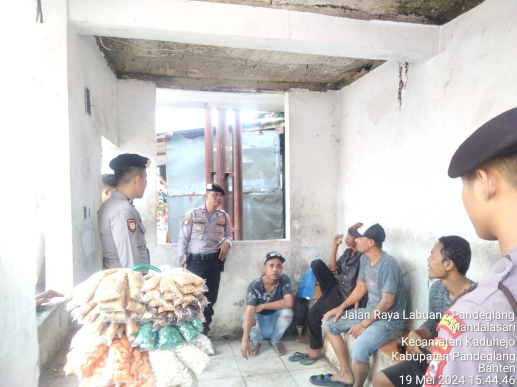 Patroli Sat Samapta Polres Pandeglang Meningkatkan Keamanan di Wilayah Hukum Polres Pandeglang 1 WhatsApp Image 2024 05 19 at 18.00.22