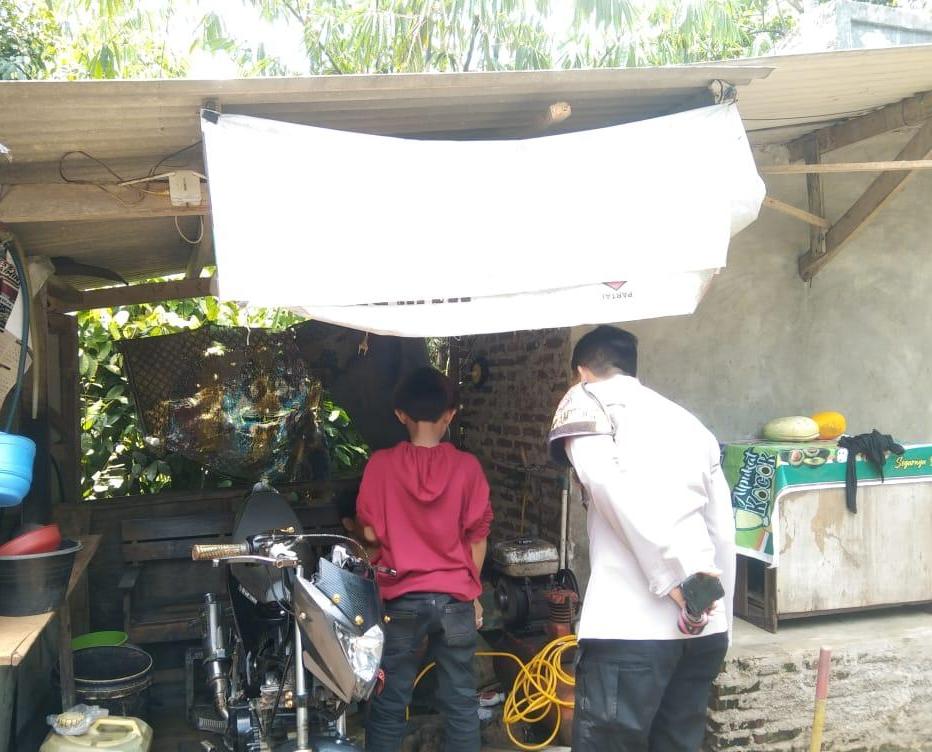 Bhabinkamtibmas Polsek Cikedal Berikan Arahan Kepada Warga Masyarakat Perihal Penggunaan Knalpot Brong 8 WhatsApp Image 2024 05 21 at 13.21.00