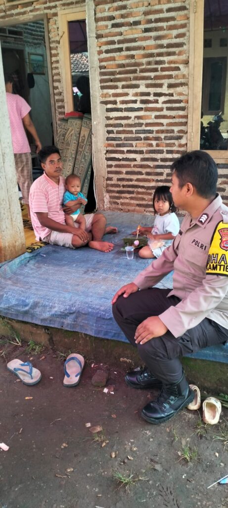 Bhabinkamtibmas Polsek Cadasari Polres Pandeglang Melaksanakan Sambang ke Warga Binaan 5 WhatsApp Image 2024 05 21 at 14.33.58