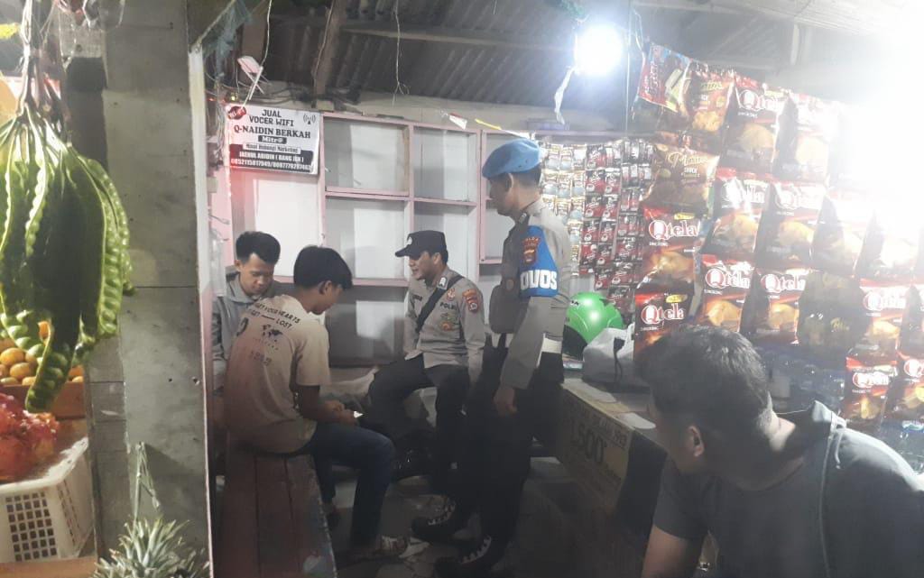 Polsek Saketi Gelar Patroli Malam Antisipasi Tindak kriminalitas 8 WhatsApp Image 2024 05 23 at 22.05.33