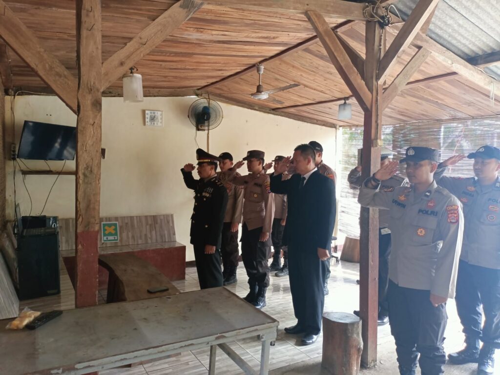 Polsek Cibaliung Mengikuti Upacara Peringatan Hari Lahir Pancasila Lewat Zoom 1 IMG 20240602 WA0073