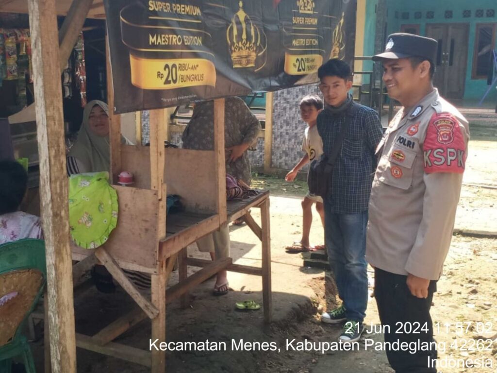 Setiap Hari Polsek Menes Galakan Patroli Dialogis, Banyak Informasi Dari Warga 3 WhatsApp Image 2024 06 21 at 15.36.20