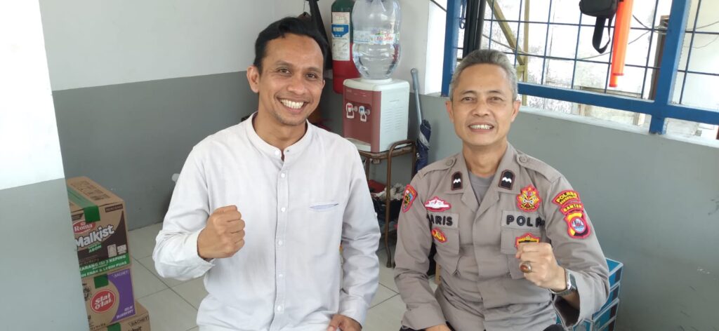 Bhabinkamtibmas Polsek Cadasari Aipda Ibnu Haris Lakukan Kunjungan ke PT CNS 1 WhatsApp Image 2024 06 23 at 12.08.23