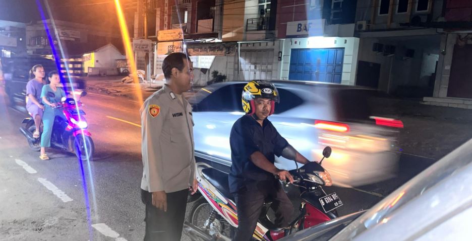 Patroli Malam oleh Polsek Cadasari: Upaya Meningkatkan Keamanan Warga 7 rl