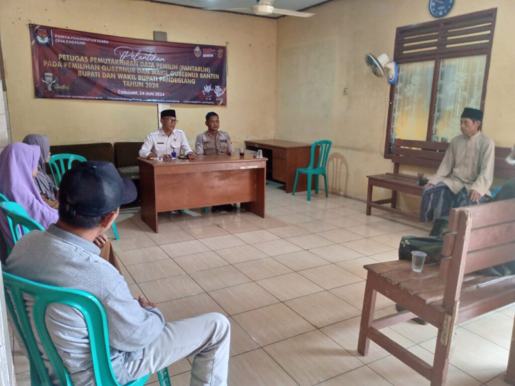 Kanit Binmas Polsek Cadasari Hadiri Musyawarah Permasalahan Warga di Kantor Desa Cadasari 7 IMG 20240712 WA0018