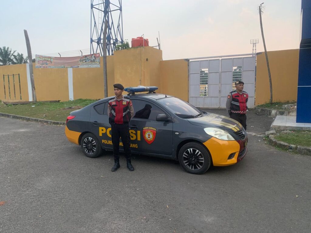 Ciptakan Kondusifitas Wilayah di Stadion Badak Pandeglang, Sat Samapta Polres Pandeglang Gelar Patroli Antisipasi 2 IMG 20240731 WA0017