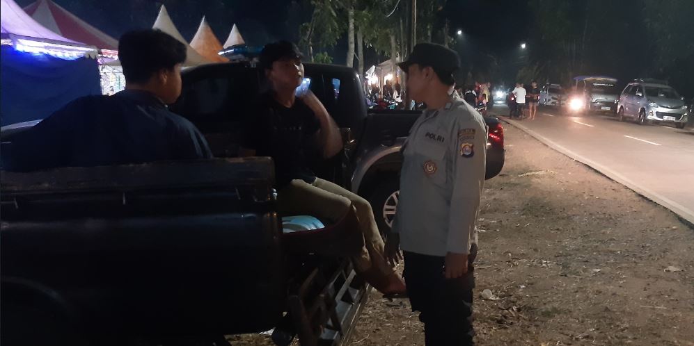 Polsek Picung Tingkatkan Keamanan di Pasar Malam Lapangan Kadumula 7 PMP