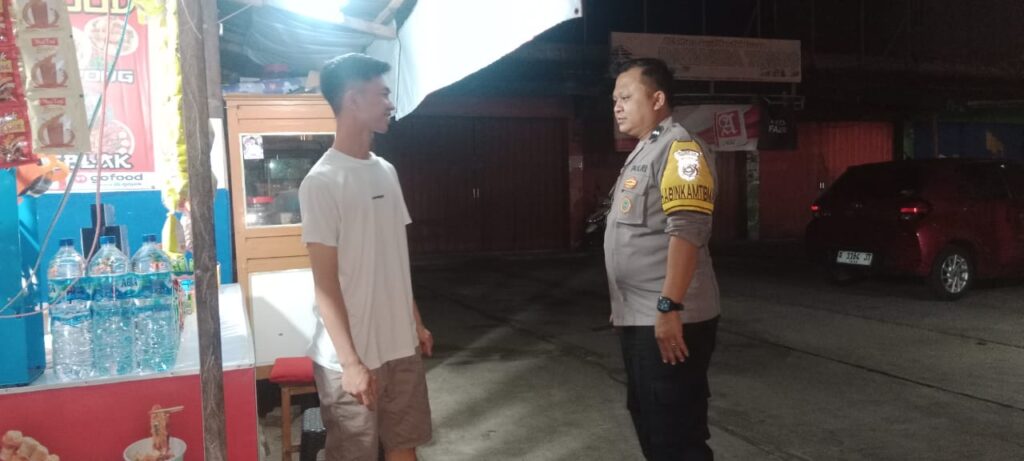 Patroli Rutin Polsek Cadasari untuk Menjaga Keamanan Warga 1 WhatsApp Image 2024 06 30 at 07.12.08