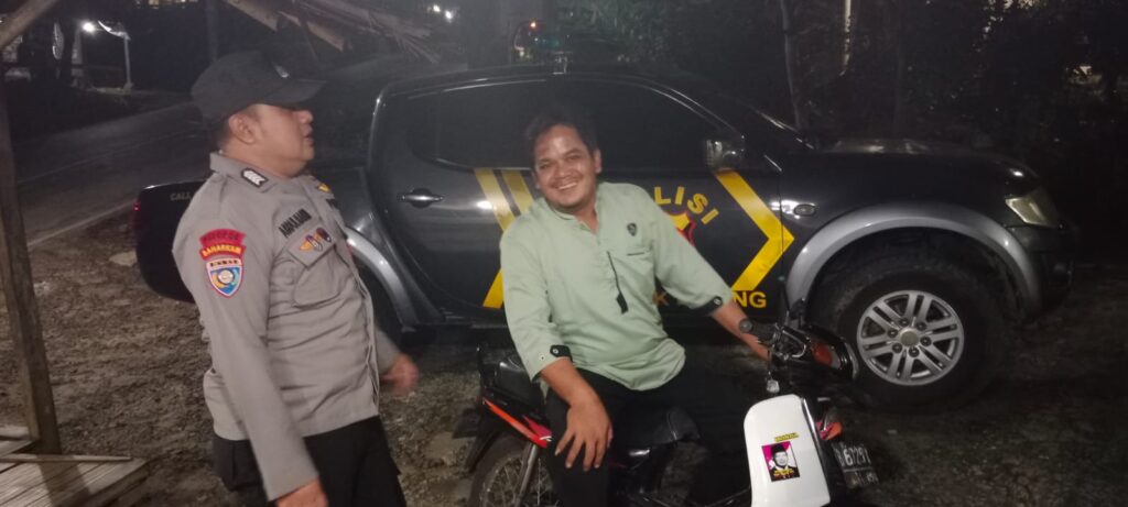 Polsek Picung Gelar Penyuluhan Keamanan dan Ketertiban Lalu Lintas Bagi Pengendara Motor 9 WhatsApp Image 2024 07 09 at 15.18.21