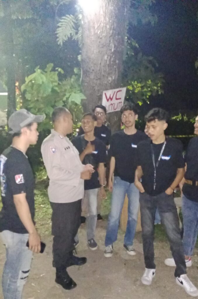 Polsek Carita Himbau Pengunjung Pantai untuk Tertib Berlalulintas 8 WhatsApp Image 2024 07 14 at 07.39.15