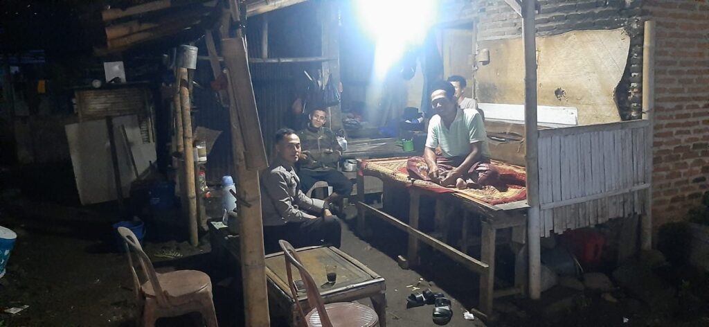 Sambang Bhabinkamtibmas Polsek Cadasari Desa Tanagara oleh Aipda Endang Kurniawan 5 WhatsApp Image 2024 07 14 at 09.57.55