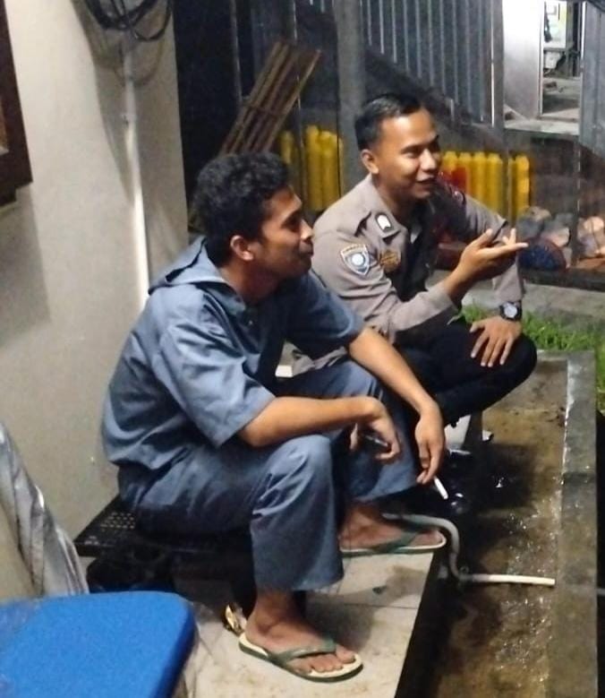 Bhabinkamtibmas Polsek Angsana Polres Pandeglang Brigadir Jumhani Sambangi Masyarakat Desa Angsana 8 WhatsApp Image 2024 07 19 at 05.41.58