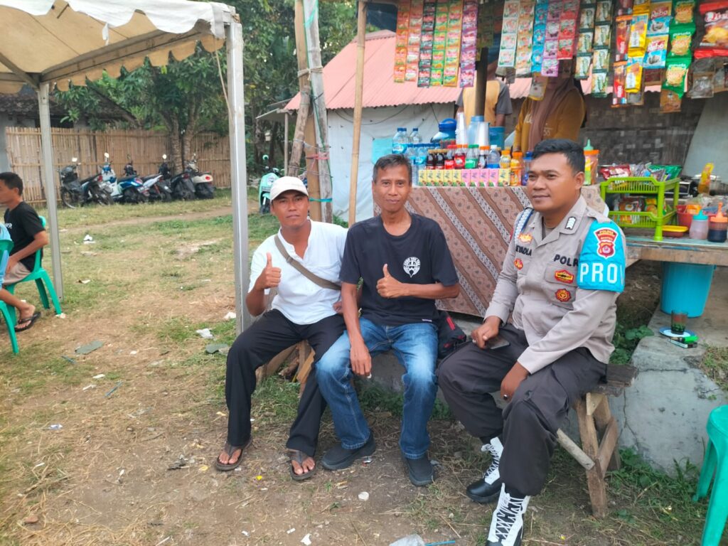 Polsek Carita Amankan Turnamen Voli Putri dalam Kegiatan Tasyakuran Laut di Carita 1 WhatsApp Image 2024 07 20 at 19.52.37