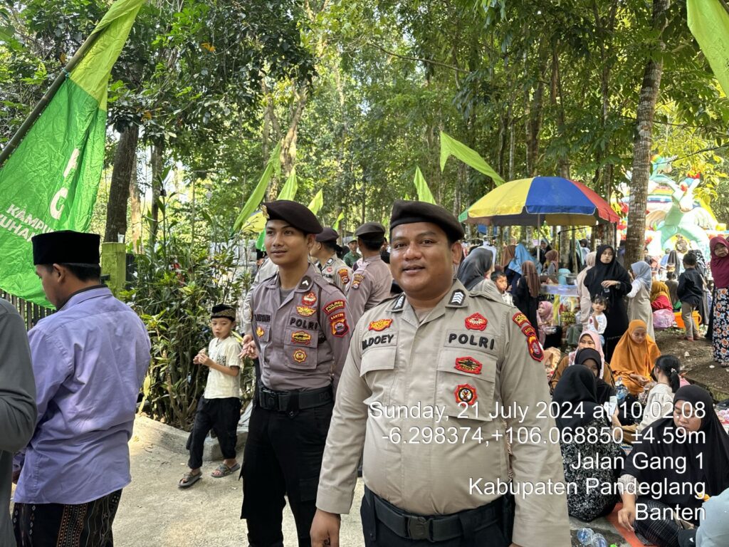 Sat Samapta Polres Pandeglang Gelar Pengamanan Istigosah Syekh Karan di Kp. Simpereun 7 WhatsApp Image 2024 07 21 at 17.14.21
