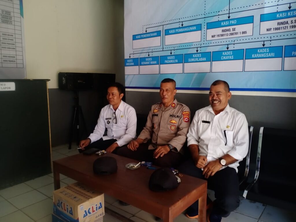 Kapolsek Angsana Koordinasi dengan Ketua Forum Ikades Kec. Angsana untuk Antisipasi Kebakaran 3 WhatsApp Image 2024 07 25 at 05.35.35