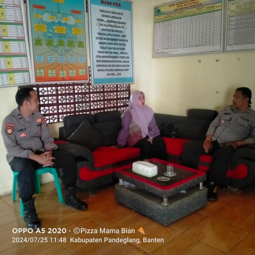 Kapolsek Bojong Polres Pandeglang Gelar Silaturahmi dengan Kepala KUA Kecamatan Bojong 2 WhatsApp Image 2024 07 25 at 11.54.44