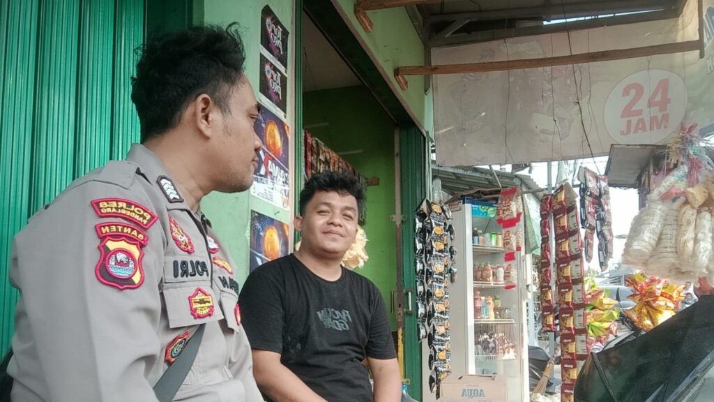 Personil Polsek Picung Sambang Dialogis Jalin Silaturahmi Dengan Warga 1 WhatsApp Image 2024 07 27 at 22.09.24