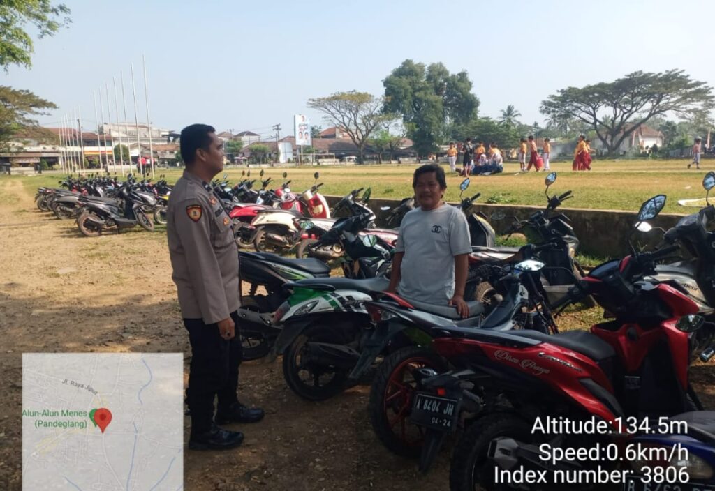 Antisipasi Curanmor, Polsek Menes Edukasi Petugas Parkir 3 WhatsApp Image 2024 07 29 at 15.54.14