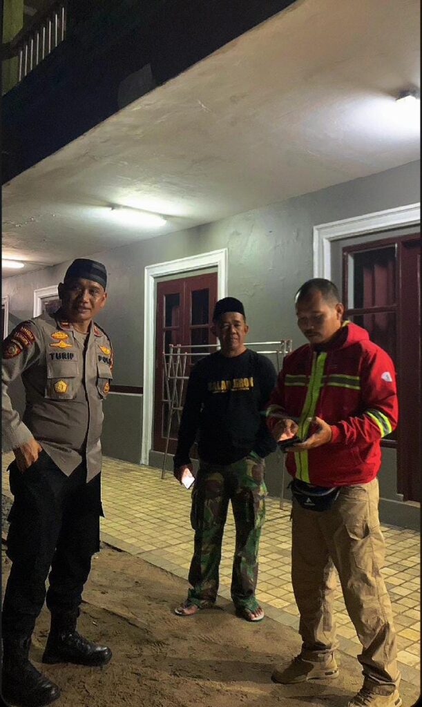 Kapolsek Carita Diskusikan Keamanan Pantai dengan Ketua Balawista di Hotel Lippo Selatan 3 IMG 20240808 WA0040