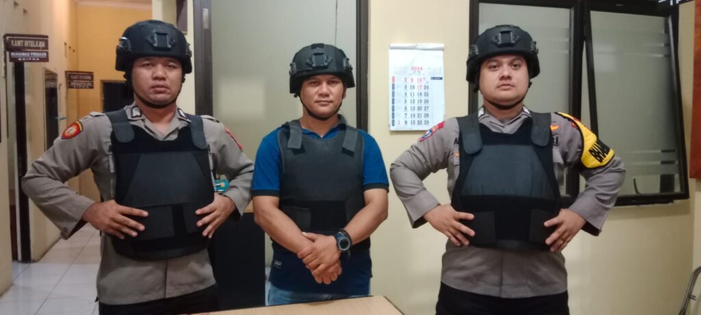 Polsek Picung Melaksanakan Kesiap Siagaan Mako Antisipasi Gangguan Kamtibmas 9 WhatsApp Image 2024 08 01 at 20.29.36