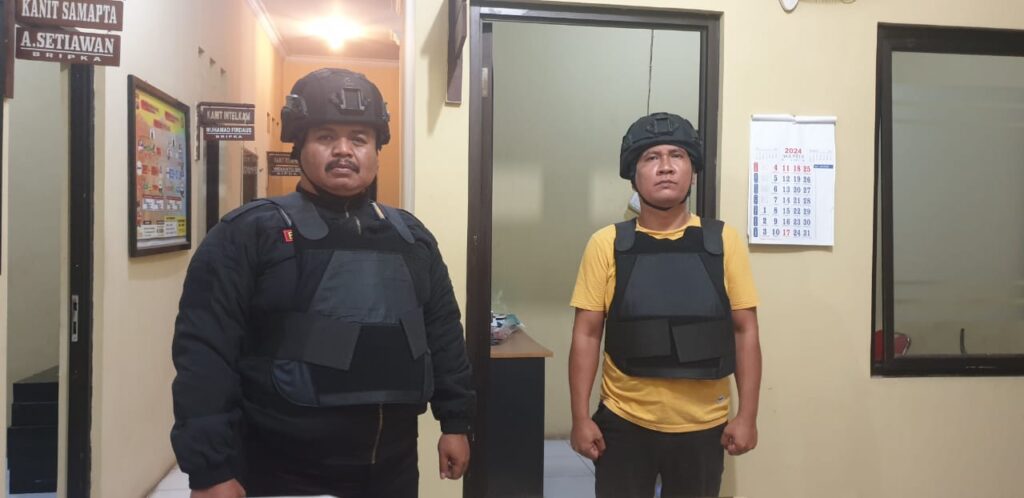 Polsek Picung Melaksanakan Kesiap Siagaan Mako Antisipasi Gangguan Kamtibmas 7 WhatsApp Image 2024 08 04 at 00.13.07