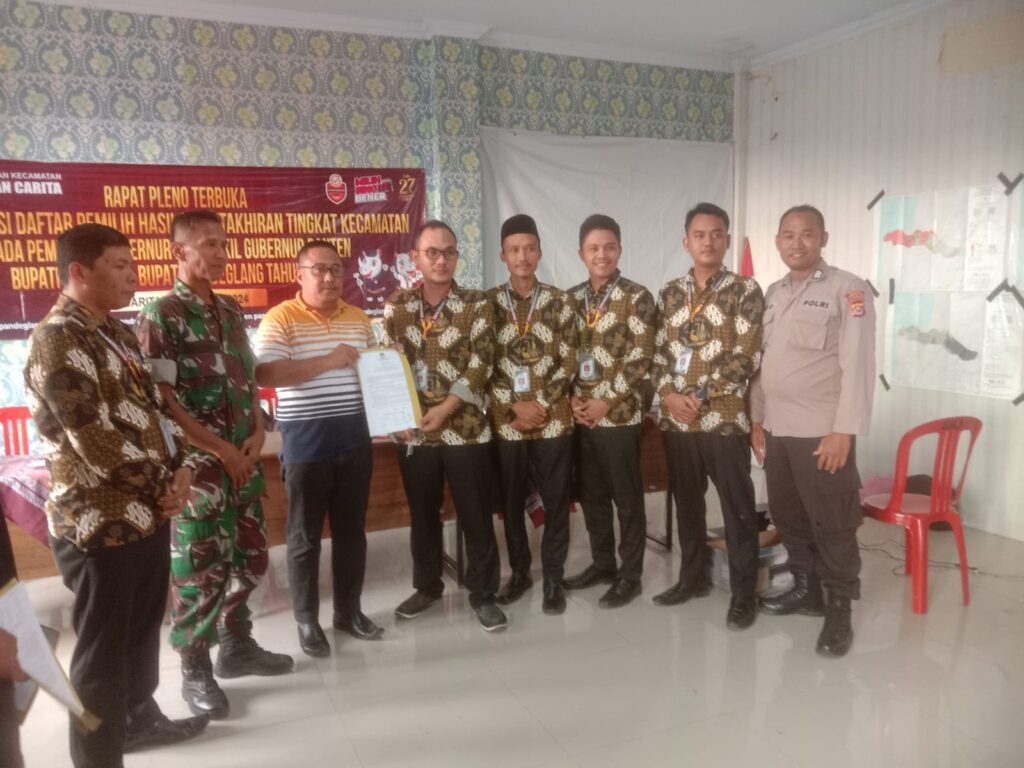 Kanit Binmas Polsek Carita Hadiri Rapat Pleno Terbuka Rekapitulasi DPHP Pilkada di Kecamatan Carita 3 WhatsApp Image 2024 08 07 at 05.22.33