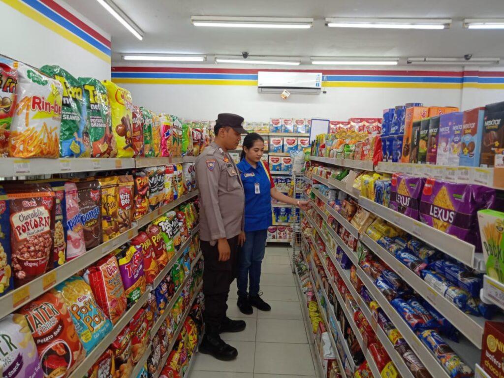 Monitoring Toko Indomaret oleh Personil Polsek Panimbang 9 WhatsApp Image 2024 08 09 at 23.21.38