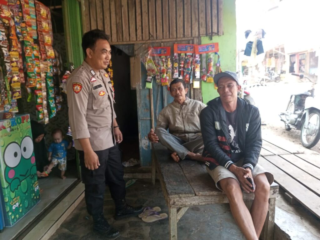 Petugas Polsek Cimanggu Laksanakan Giat Patroli Siang Hari 3 WhatsApp Image 2024 08 09 at 23.22.28