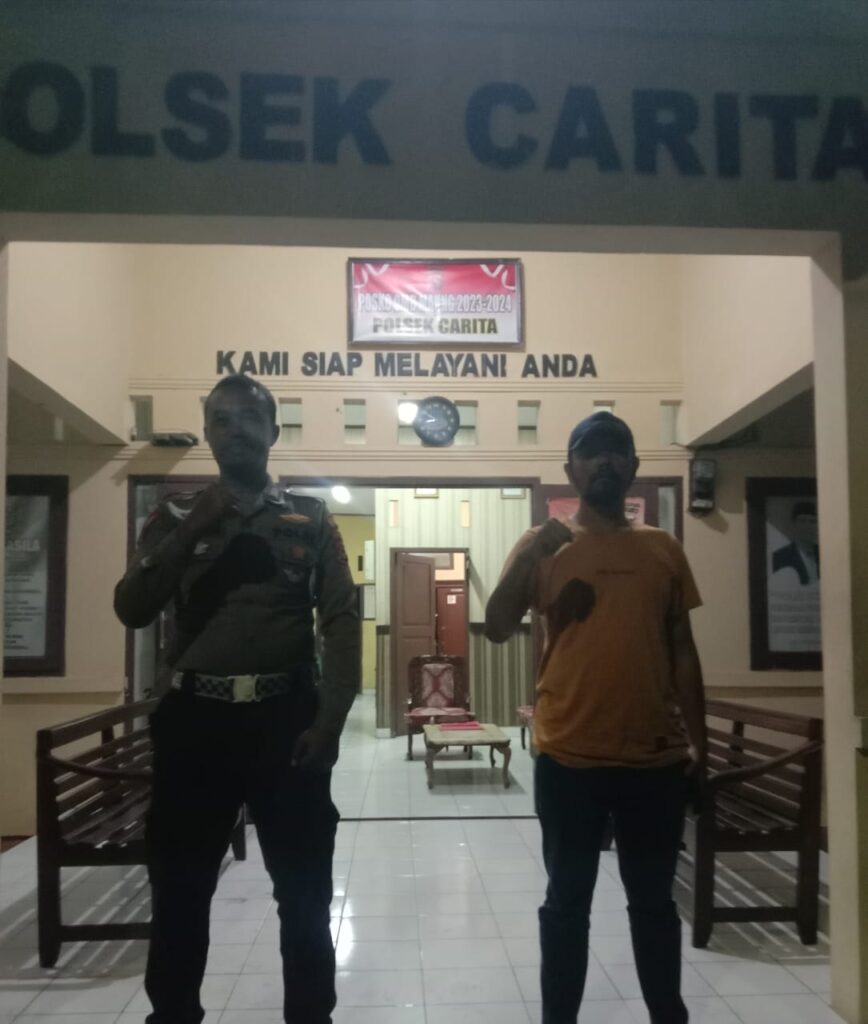 Personil Piket Polsek Carita Laksanakan Siaga Mako 7 WhatsApp Image 2024 08 11 at 06.09.20