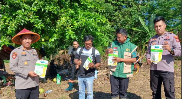 Polsek Panimbang Bersama Korluh Gelar Penanaman Jagung Dukung Ketahanan Pangan 1 fgv